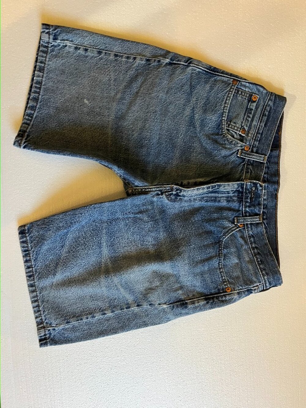Men’s 505 Levi’s Blue Jean Shorts Size 33